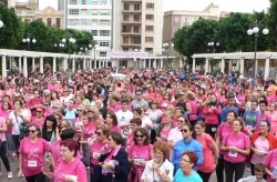 Cerca de 2.800 personas participan en la V Carrera Popular “La Ribera contra el Cáncer”