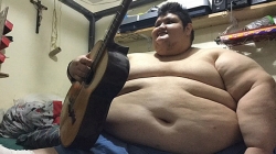 El hombre más obeso del mundo es mexicano y pesa 500 kilos