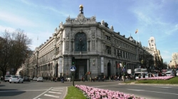 El Banco de España rechaza subidas generalizadas de sueldos
