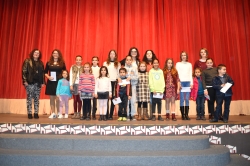 200 escolars de Carlet participen en el Concurs de Dibuix de Nadal