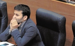 El PP plantea a los centros pedir órdenes por escrito para evitar problemas con el plurilingüismo