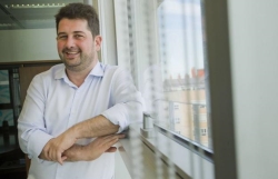 El director de Comercio desafía a Puig y Oltra