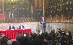 El Rey en Valencia: «No nos podemos permitir perder la convivencia»