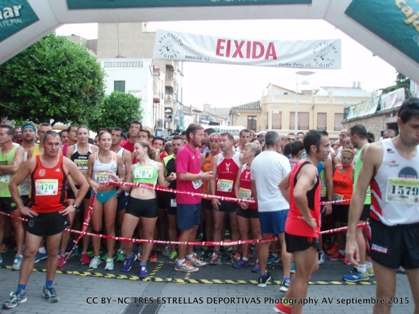 ANA MARCH CERVERA DEL C. A. VALÉNCIA TERRA I MAR RÉCORD DE LA VOLTA A PEU A ALGINET 2015.