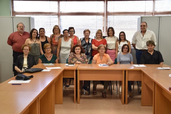 Carlet forma a cuidadores de personas dependientes