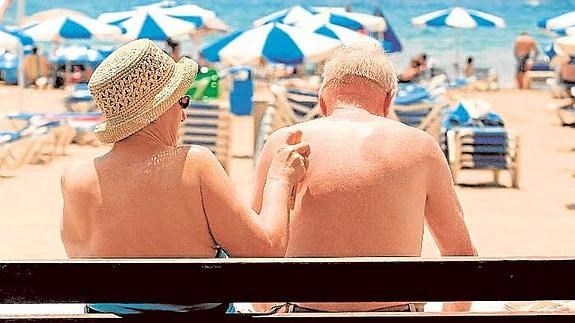 La Diputación deja sin vacaciones a más de 20.000 jubilados valencianos