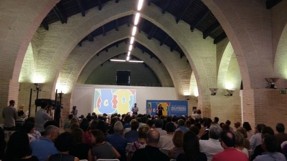 Educación exigirá que el valenciano sea «habitual» en la administración