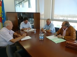 Economía advierte: «Si la gran superficie quiere enfrentamiento, lo tendrá»
