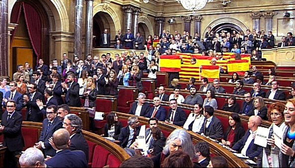 El independentismo consuma el desafío