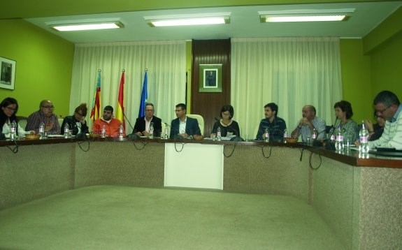Almussafes destinará 300.000 euros a crear una empresa municipal y favorecer el empleo