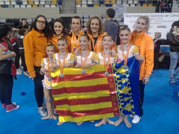 Las gimnastas alevines del Club Roquette Benifaió consiguen la plata en la Copa de España de Conjuntos