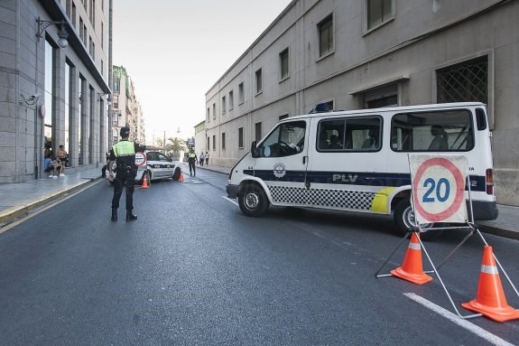 La policía inicia la campaña de alcoholemias ante el aluvión de cenas de empresa
