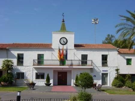 El Ayuntamiento de Tous reparte 2.100 euros más para premiar la natalidad en la localidad
