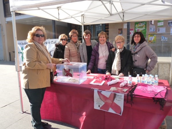 Benifaió recauda más de 1.000 euros  en una jornada solidaria contra el cáncer