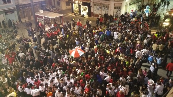 Benifaió abre la fiesta fallera 2016  con la Cabalgata y la ‘Crida’