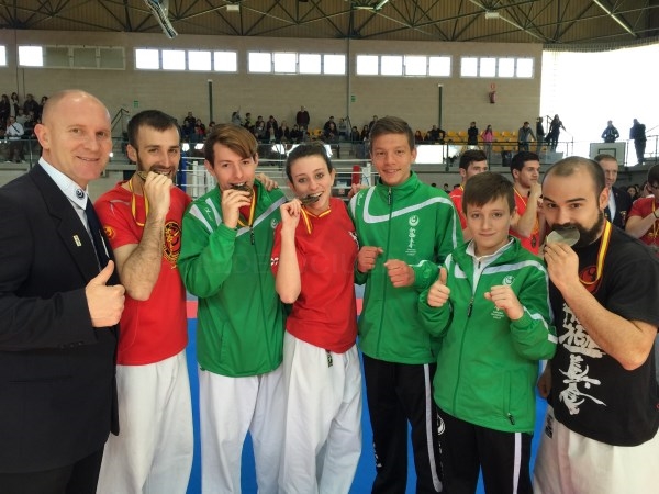 Carlet consigue tres campeones y un subcampeón en el Campeonato Autonómico de Kickboxing, Koshiki y Taekwondo