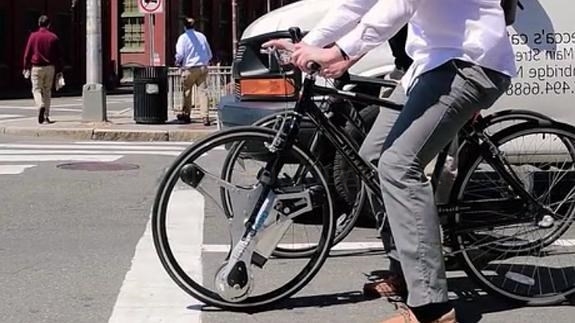La rueda que convierte tu bici en eléctrica