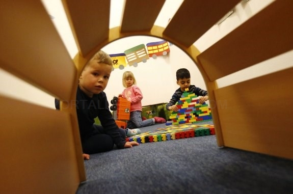 Los impagos de Educación impiden a las guarderías hacer frente a las nóminas