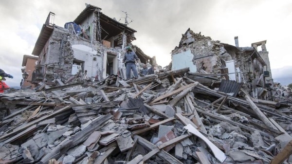 Italia declara el estado de emergencia tras el terremoto en Amatrice y aprueba ayudas oficiales