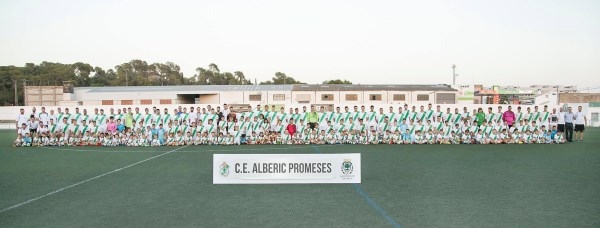 Un Alberic lleno de promesas futbolísticas