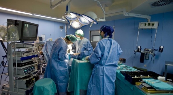Los pacientes de La Ribera han esperado 50 días menos de media para ser operados que los del resto de hospitales públicos