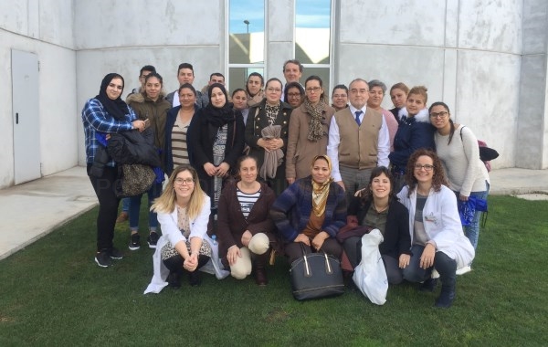 El Hospital de La Ribera recibe a formadores de salud del Proyecto RIU