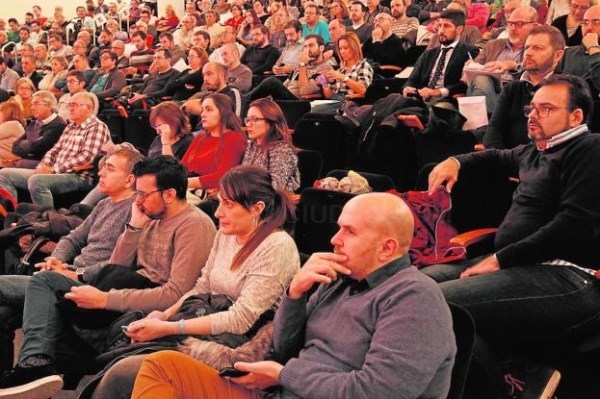 Joan Ribó intenta frenar las críticas por la encuesta de Pere Fuset