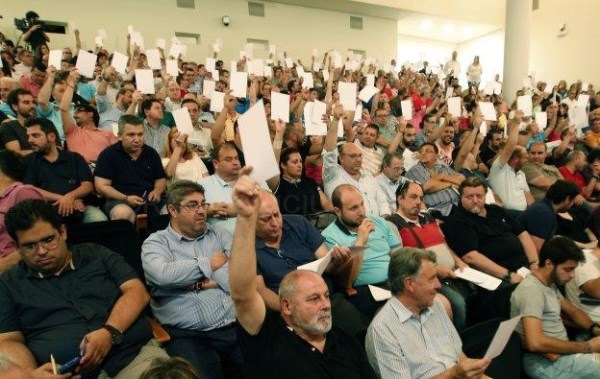 El mundo fallero, indignado por la espantada de Pere Fuset