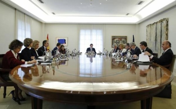 El Ejecutivo asume el control de Cataluña con la duda de la reacción del Govern