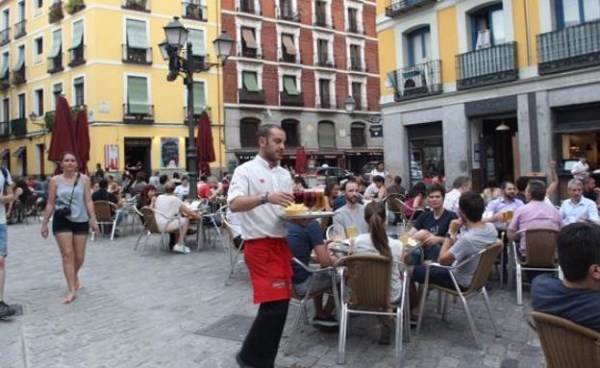 La hora de mano de obra en España es nueve euros más barata que la media europea