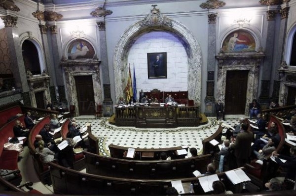 Los contratos municipales a dedo alcanzan en Valencia el récord de este mandato