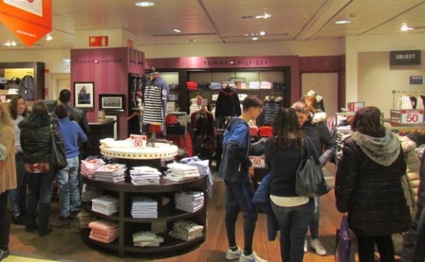 Los centros comerciales valencianos volverán a abrir los domingos y festivos a partir del 17 de junio