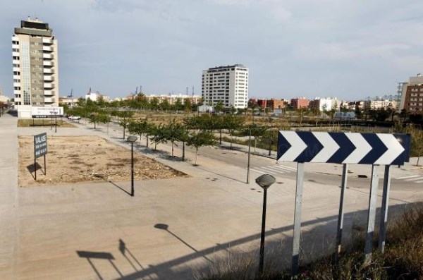 El atasco de licencias en Valencia se agrava con 2.500 nuevas viviendas pendientes de permiso