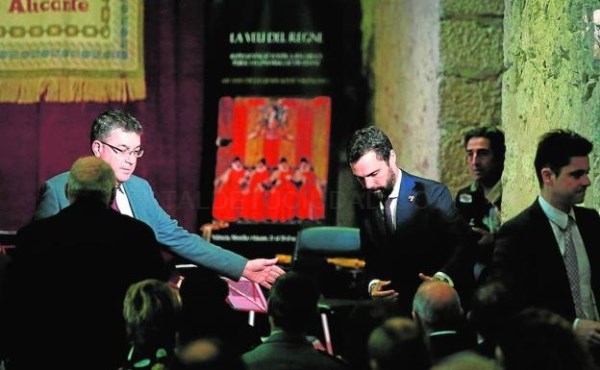 Joan Ribó da 19.000 euros a los premios que exaltan a los independentistas presos