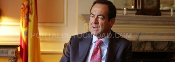 José Bono: «Es la hora de que gane España, aunque perdamos las elecciones»