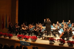 "Concierto de Navidad de la Joven Orquesta Universidad de Valladolid, con el Coro de Voces Blancas,  a favor de UNICEF"