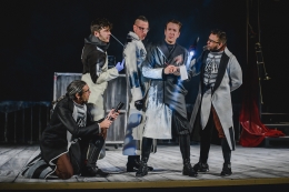 Teatro: "Crimen y telón".Ron Lalá.