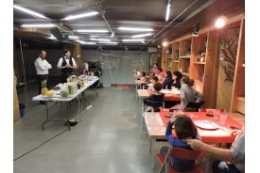 Taller elaboración de cócteles sangrientos para Halloween para familias