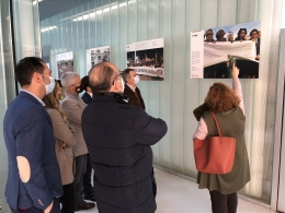 Exposición fotográfica LA VOZ DE LAS MANOS BLANCAS