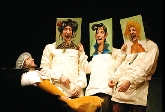 Espectáculo Nouva Barbería Carloni, a cargo de Teatro Necessario