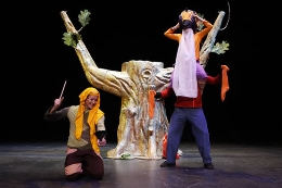 Teatro infantil. «La voz del bosque», de Bambalúa Teatro