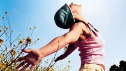 "Mujer Haz una Pausa". En busca de la felicidad. Psicología positivo.