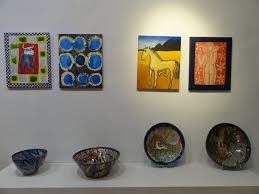 Exposición de pintura sobre cerámica del Grupo Muriel