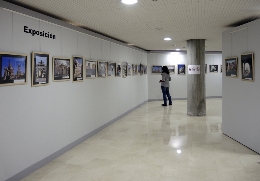 Exposición de fotografía "Dos capitales de Rusia: Moscú y San Petersburgo"