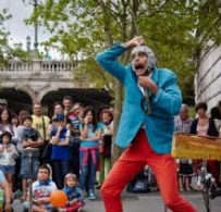 Espectáculo Humor-Clown adultos:  "WalkMan".- Gorka Cero