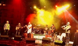 NOCHES DE SAN FRANCISCO. LA BANDA MORISCA  (Flamenco-Andalusí)
