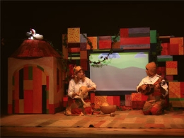 Teatro para bebés:"Apareció"