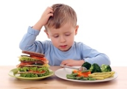 Charla: "Alimentación e Infancia" a cargo de la nutricionista Elena Sánchez