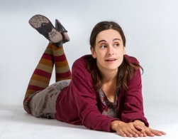 Teatro Infantil: "La niña que vivía en una caja de zapatos".- Cía Zum Zum Teatre