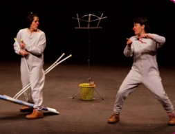Teatro contra la violencia de género: "Ni más ni menos" de la compañía Las Pitiuster